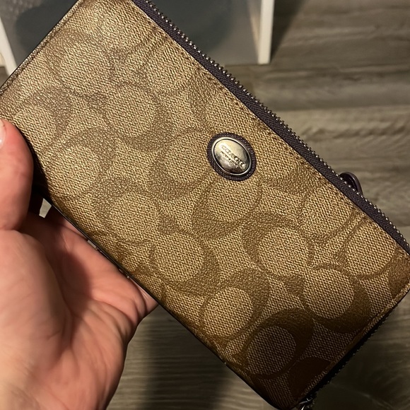 Coach wallet - Picture 6 of 13